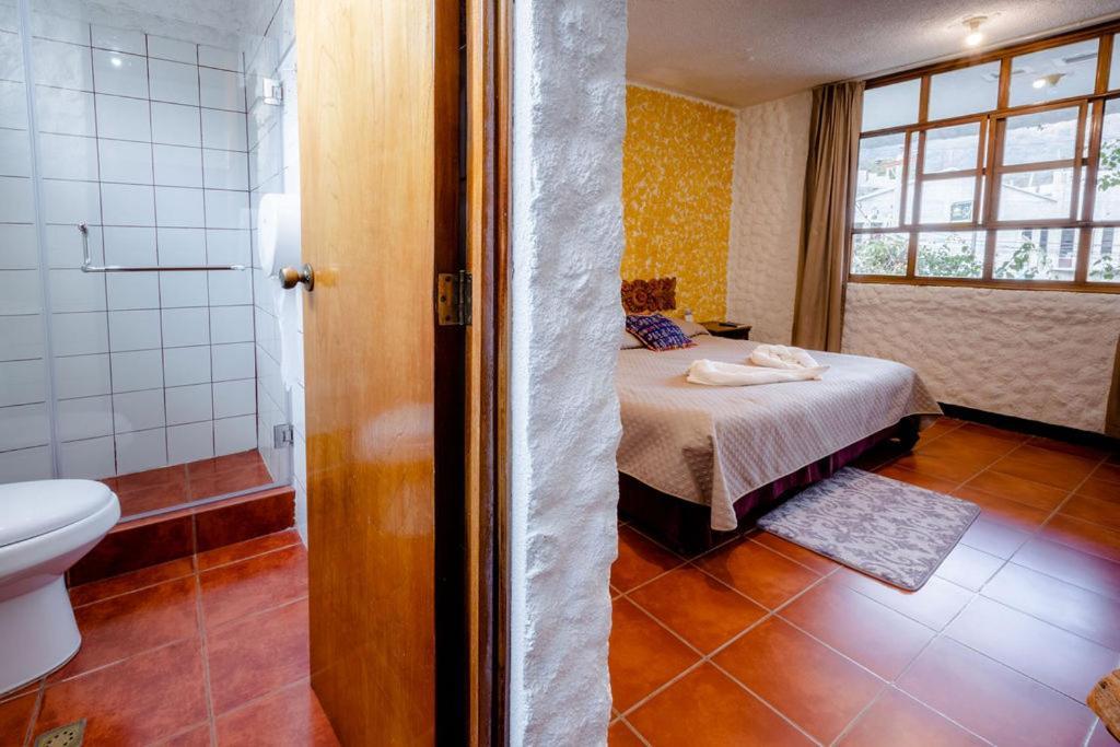 Hotel Fonda Del Sol Panajachel Exterior photo