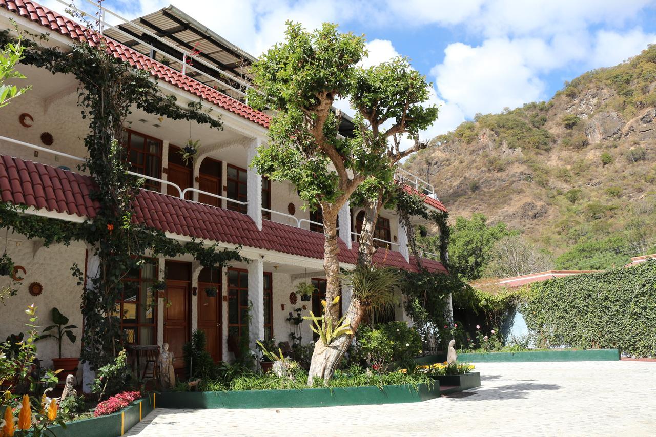 Hotel Fonda Del Sol Panajachel Exterior photo